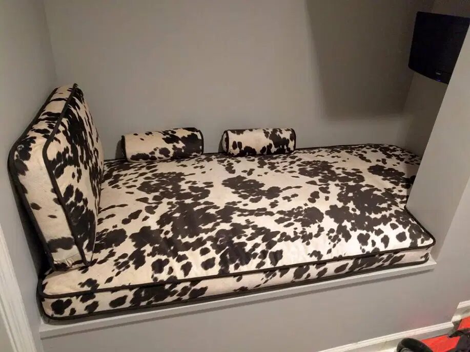 Cushions and pillows with a black and white design
